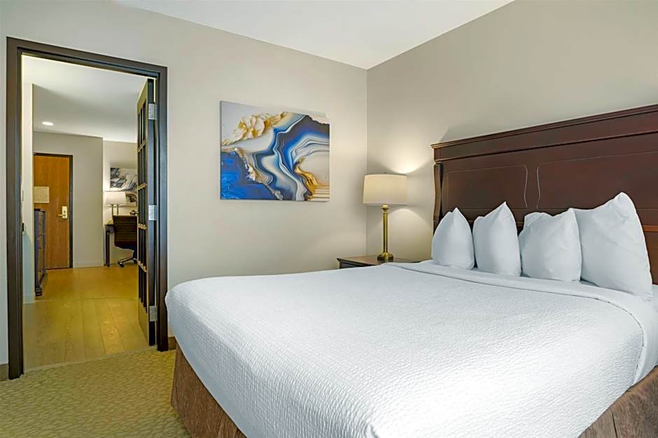 Best Western Plus Grand-Sault Hotel & Suites