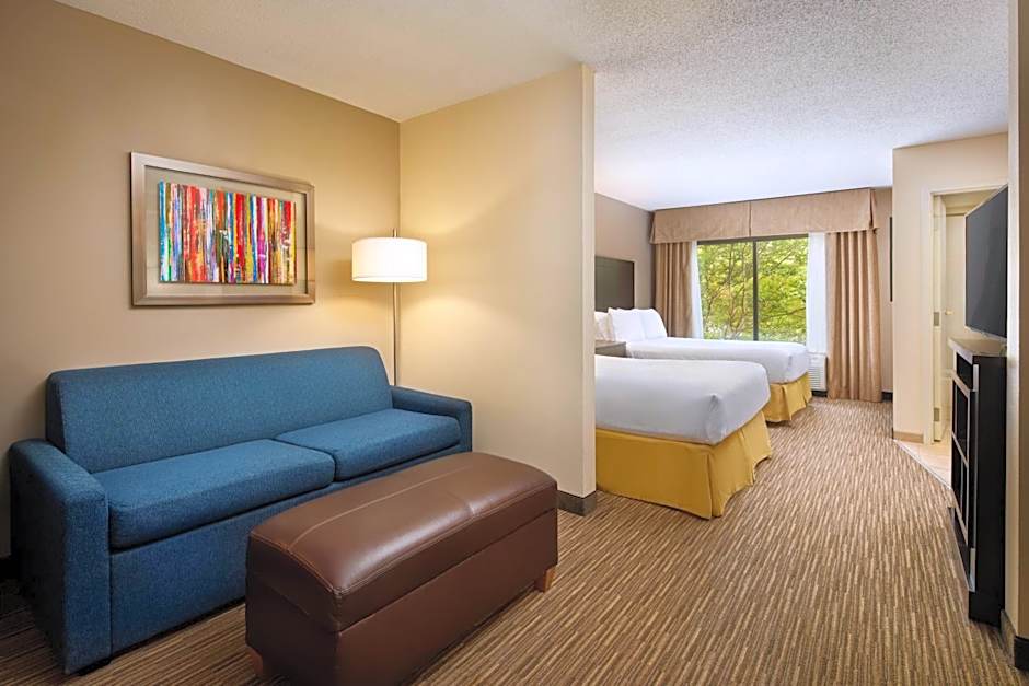 Holiday Inn Express & Suites Alpharetta By IHG