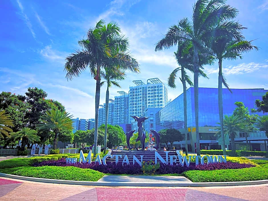 Mactan Newtown 8 boulevard Deluxe