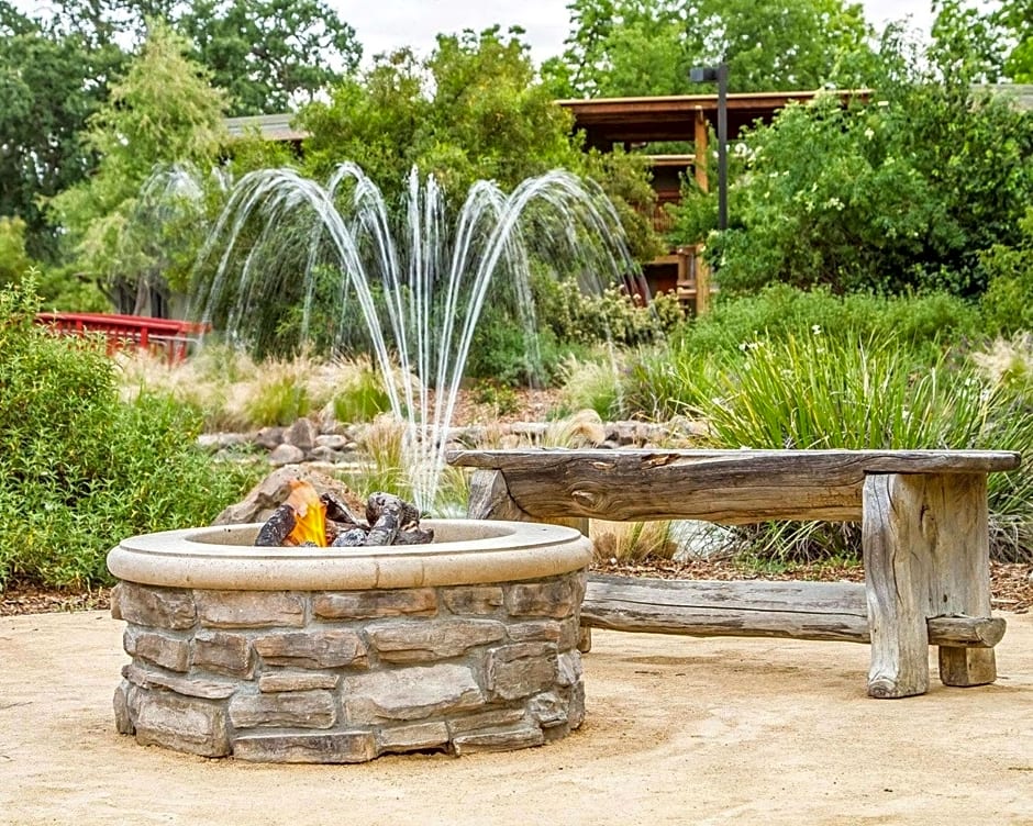 Gaia Hotel & Spa Redding, Ascend Hotel Collection