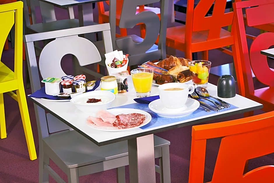 Ibis Styles La Rochelle Centre les Minimes