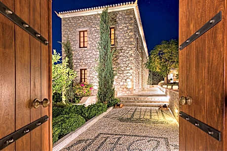 Mare Monte Luxury Suites