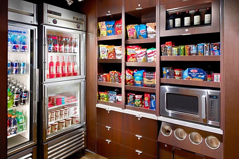 Courtyard by Marriott Fayetteville