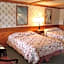White Trellis Motel