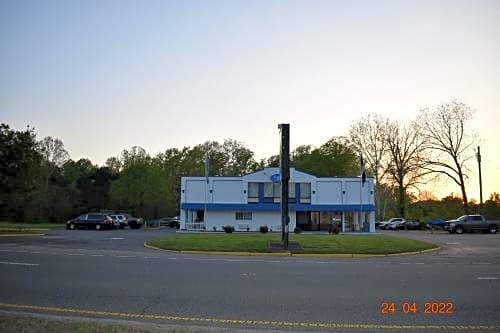 Economy Inn