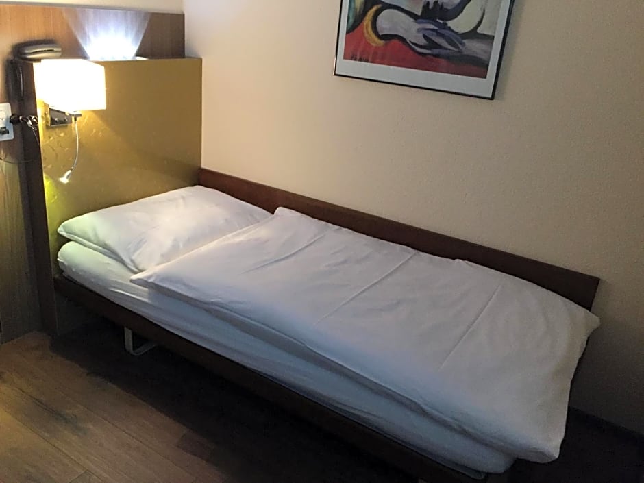 Zys Hotel