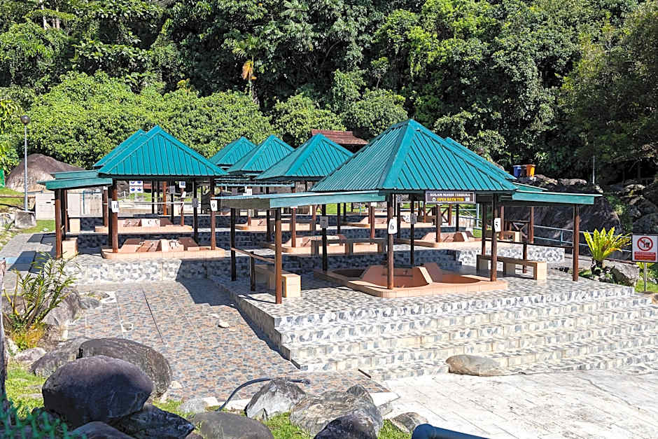 Sutera Sanctuary Lodges at Poring Hot Springs
