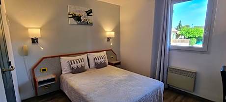 Standard Single Room with Shower