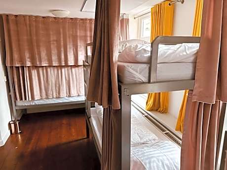 Space Hostel Amsterdam Zaandam
