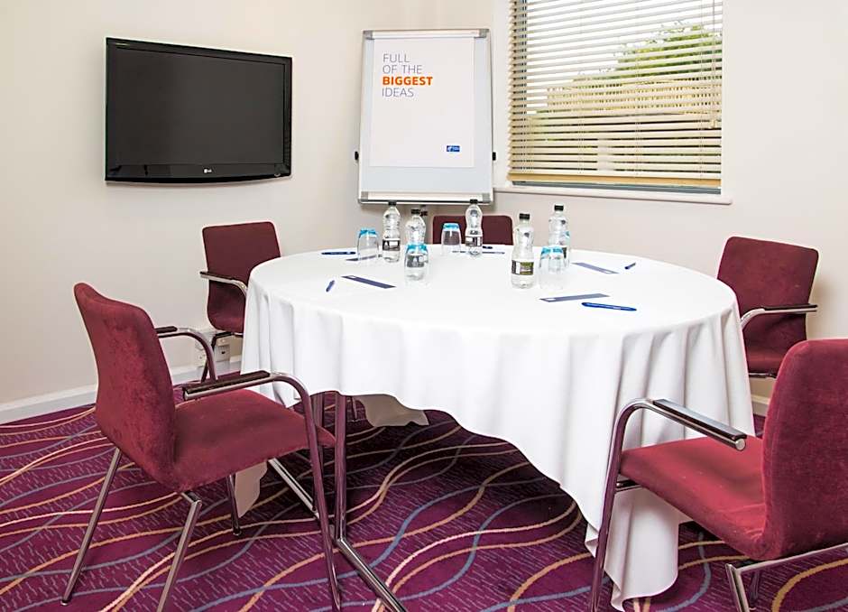 Holiday Inn Express Tamworth By IHG