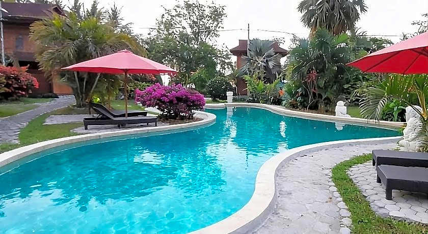Hotel Besar Bulan Baru