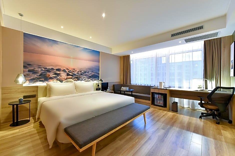 Atour Hotel Dalian Lvshunkou