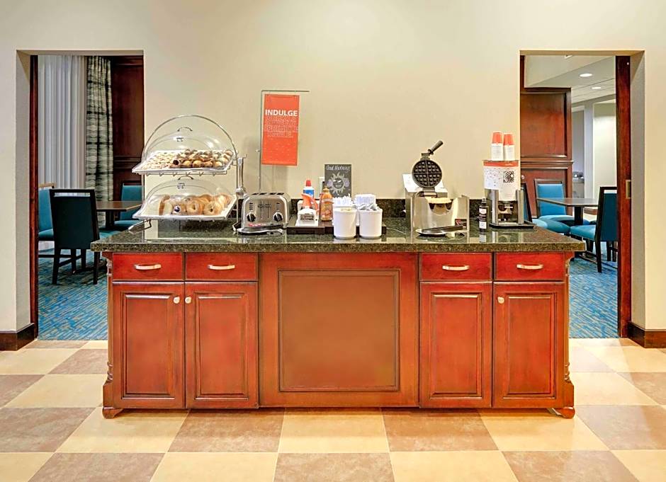 Hampton Inn By Hilton & Suites Dallas-Arlington-South