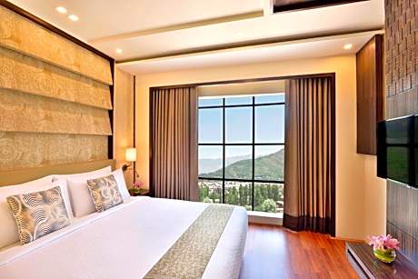 Junior Suite, 1 Bedroom Junior Suite, 1 King, Sofa bed