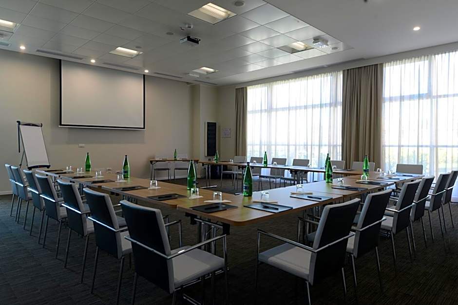 Best Western Premier Chc Airport