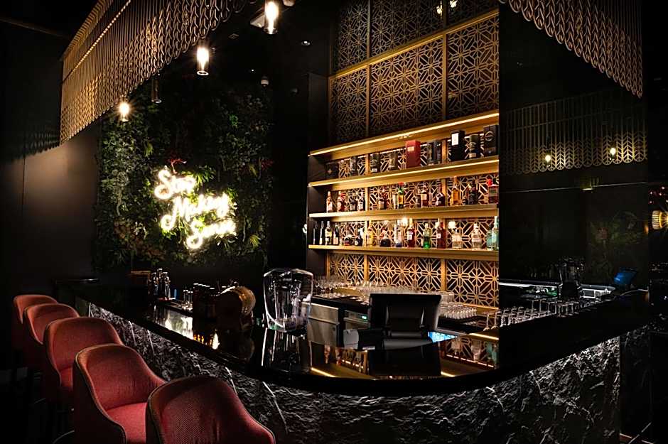 Taj Jumeirah Lakes Towers