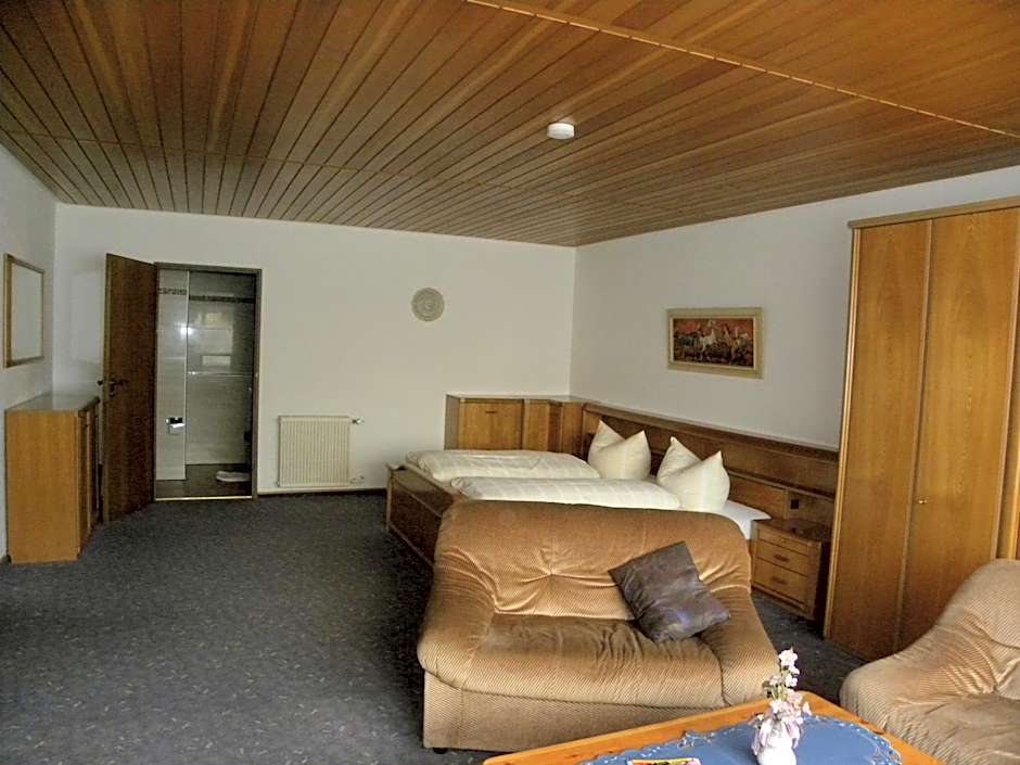 Photo 1 of 20 of Double Room