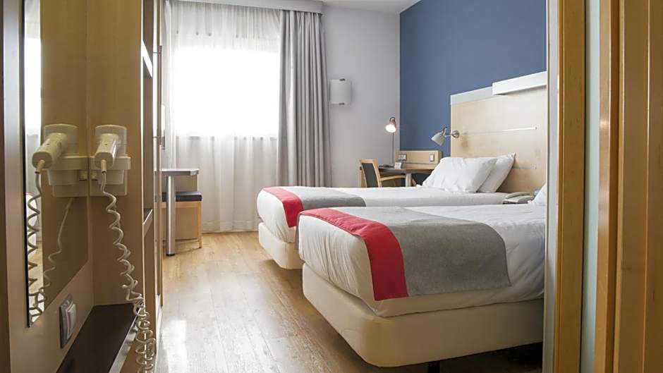 Holiday Inn Express Molins de Rei By IHG