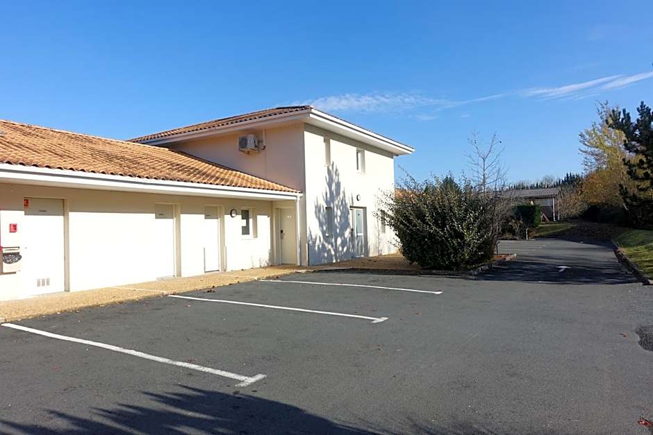 Hôtel Confort Le Moulin Rouge