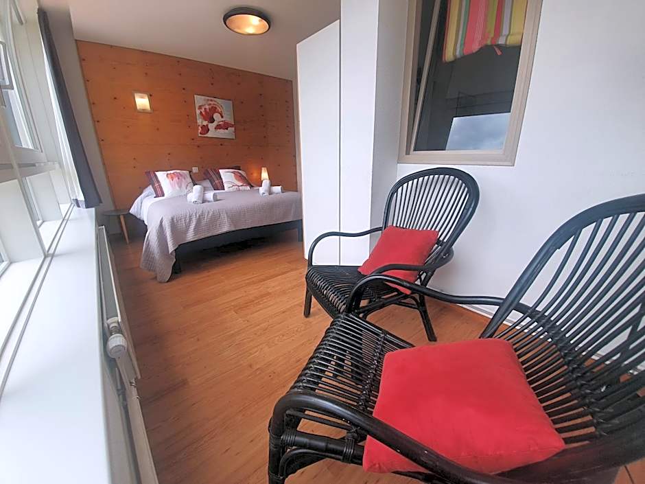 Appart'Hôtel LIDO au bord de l'eau