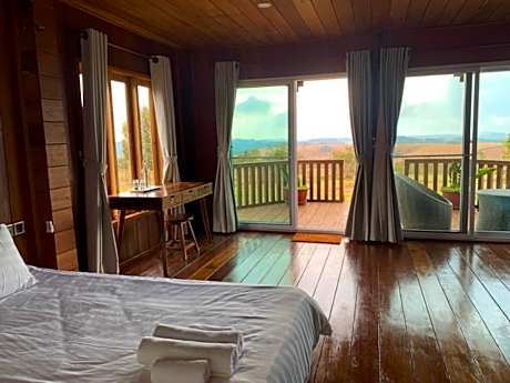 King Room with Balcony