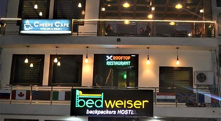 Bedweiser Backpackers Hostel