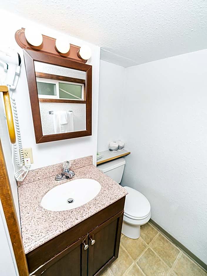 Oceanside Ocean Front Cabins