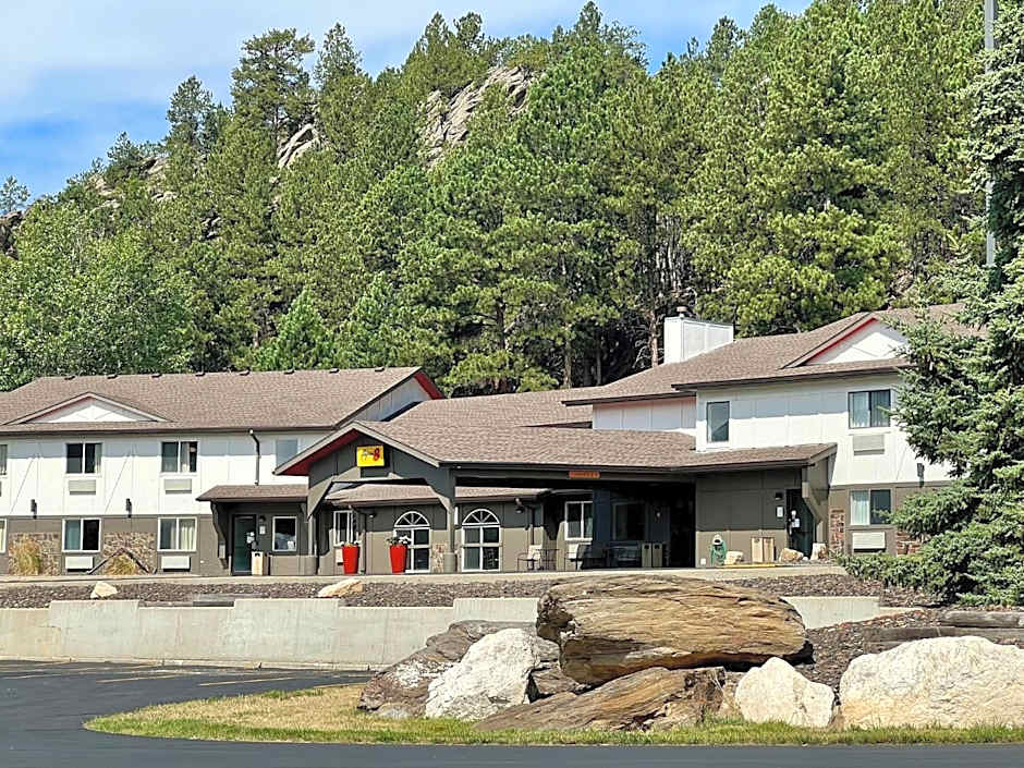 Super 8 by Wyndham Custer/Crazy Horse Area