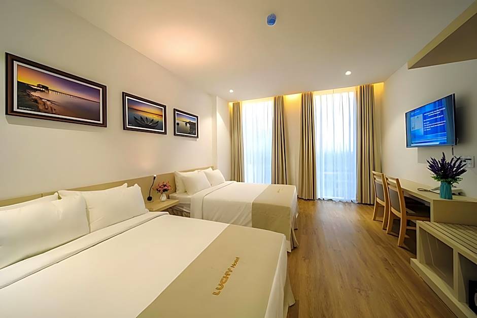 Lucky Hotel