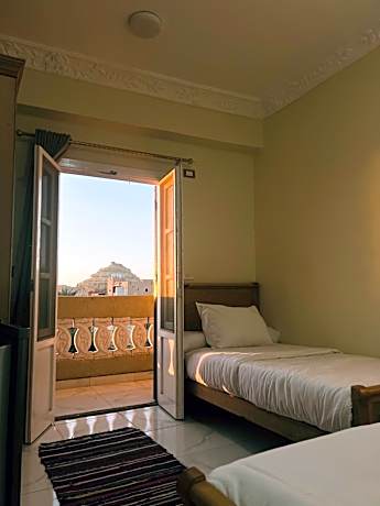 Single Room with Mountain View