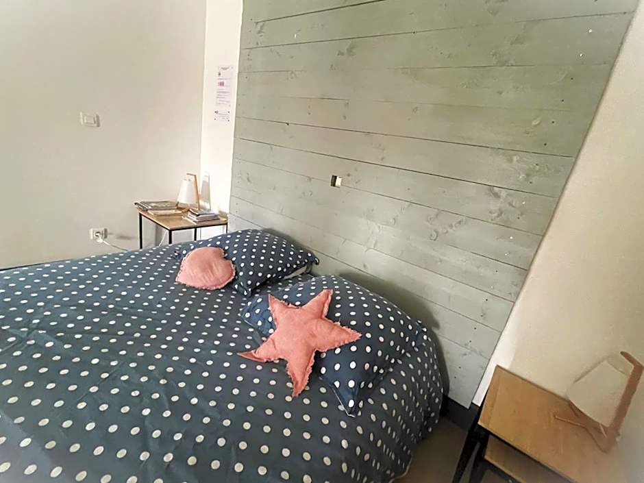 Le Mazet Chambre d'Hôtes