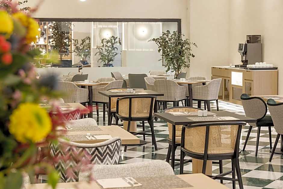 Ilunion Les Corts Spa