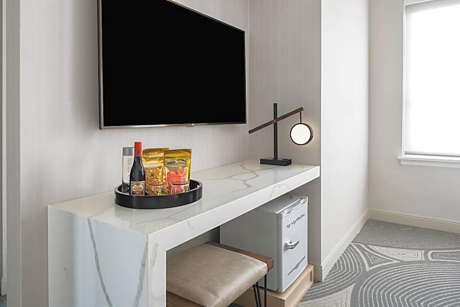 Glass Light Hotel & Gallery, Autograph Collection