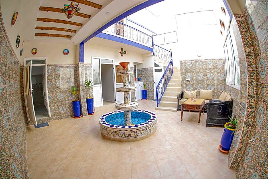Rina Hostel – Agadir, CO