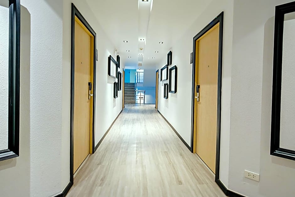 Three Sukhumvit Hotel