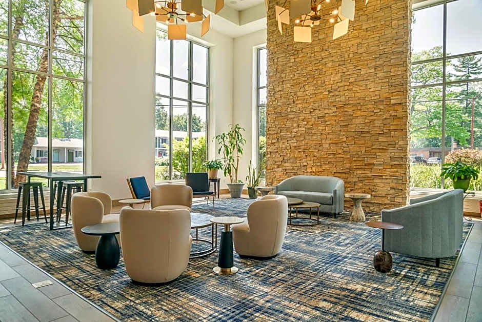 Cambria Hotel Traverse City