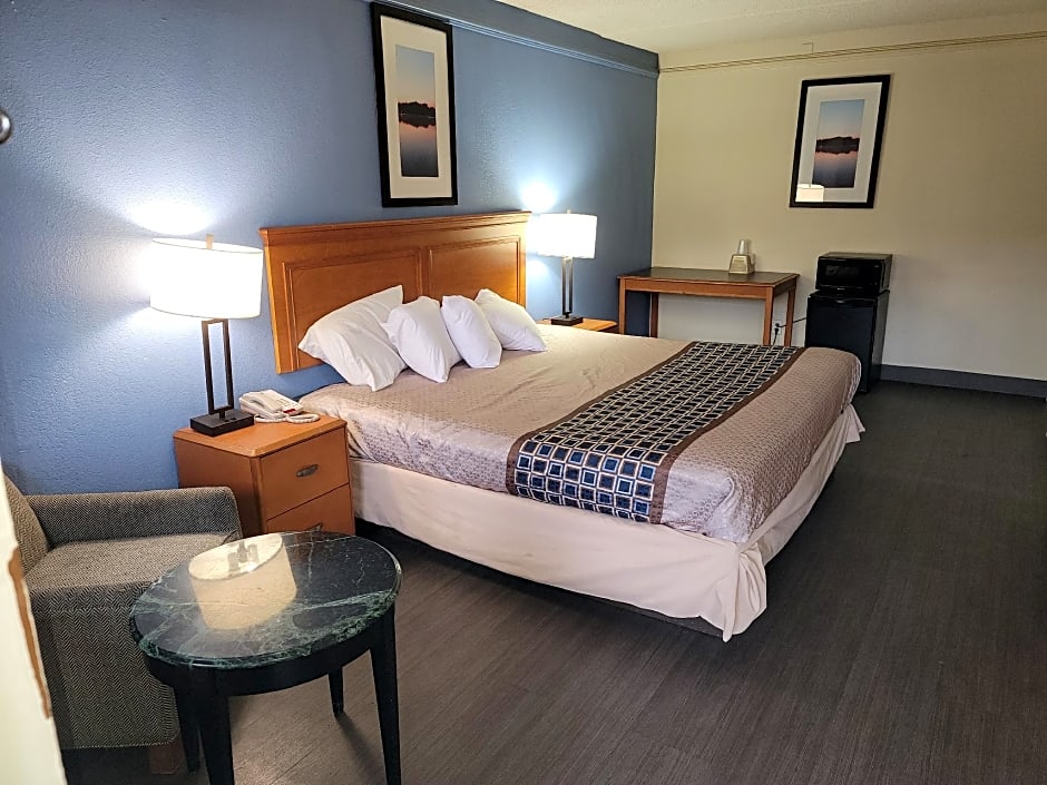 Knights Inn - Lithonia
