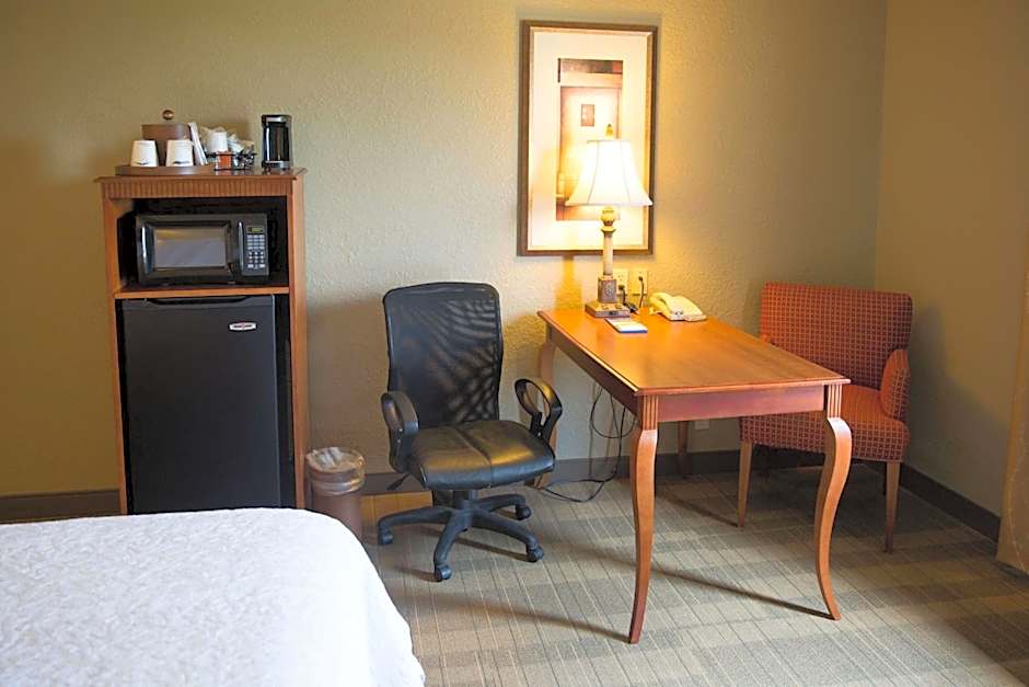 Hampton Inn By Hilton & Suites Mccomb