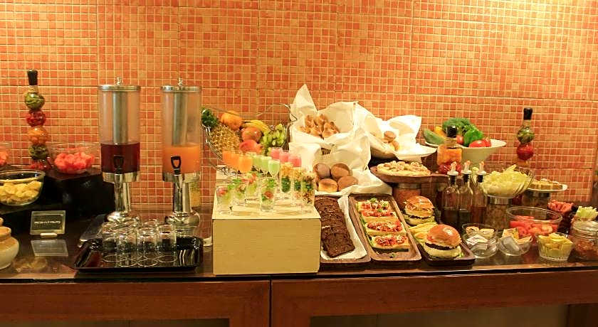 Park Central Comfort e-suites, Pune