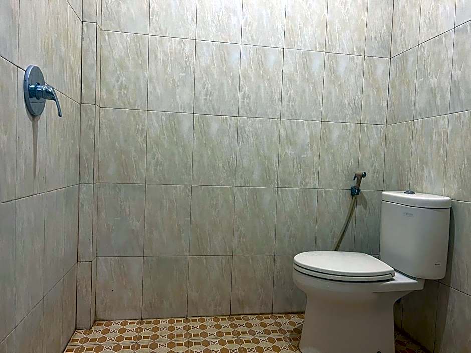 Hotel O Wisma Aliyah Near Sidrap