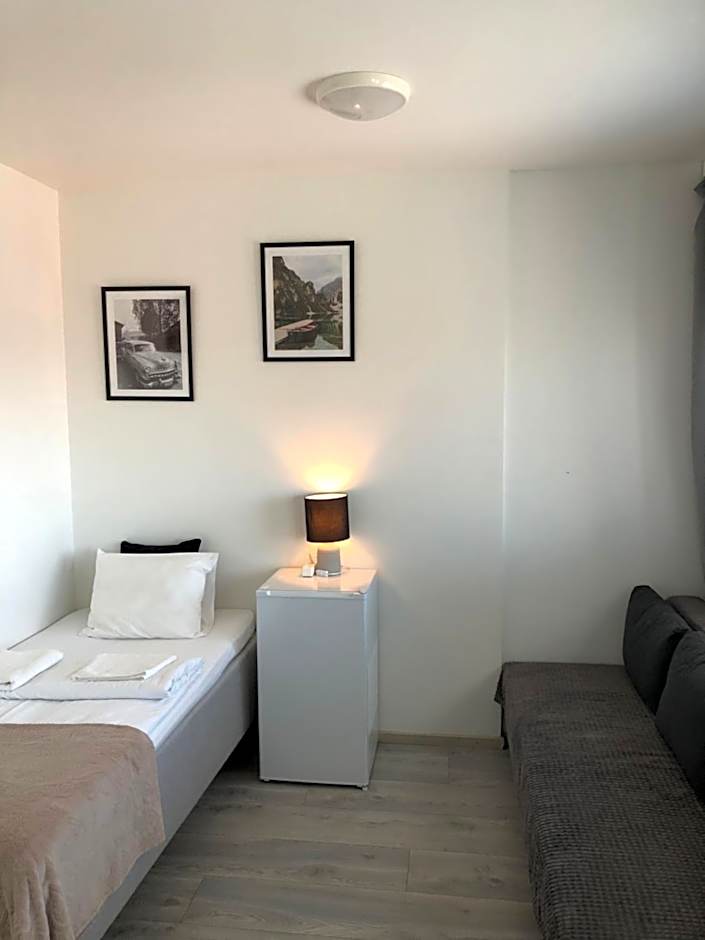 Inn Tourist Hostel