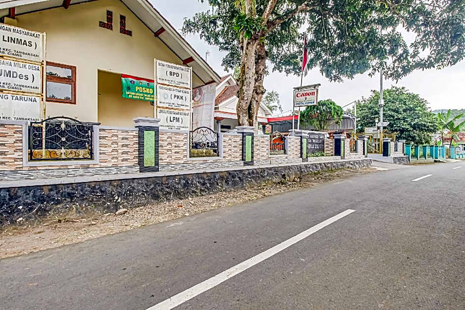 Hotel O Desa Wisata Kaso Near Kantor Kepala Desa Kaso