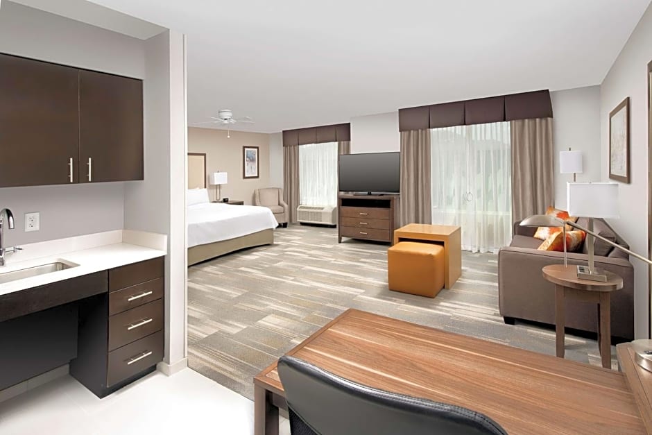 Homewood Suites By Hilton Kansas City Speedway