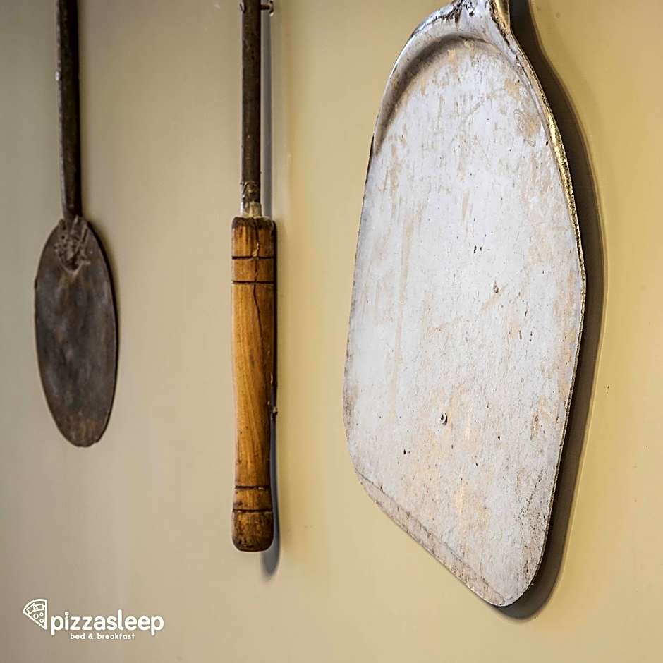 PizzaSleep B&B