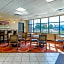 Econo Lodge Inn & Suites Fairgrounds