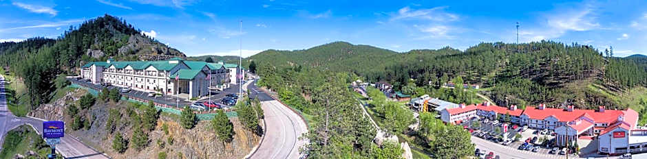 Ramada by Wyndham Keystone Near Mt Rushmore