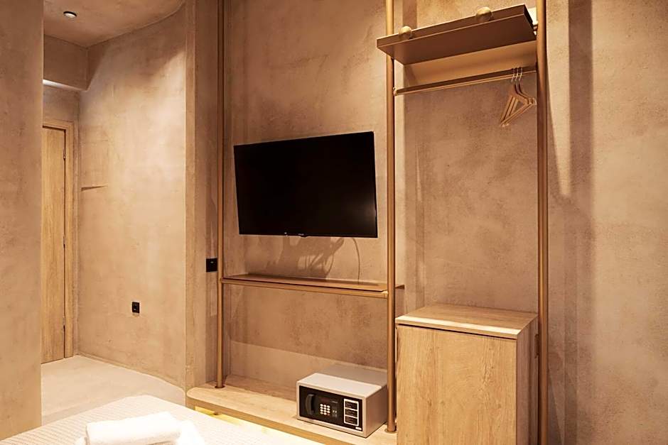 Medusa Luxury Suites