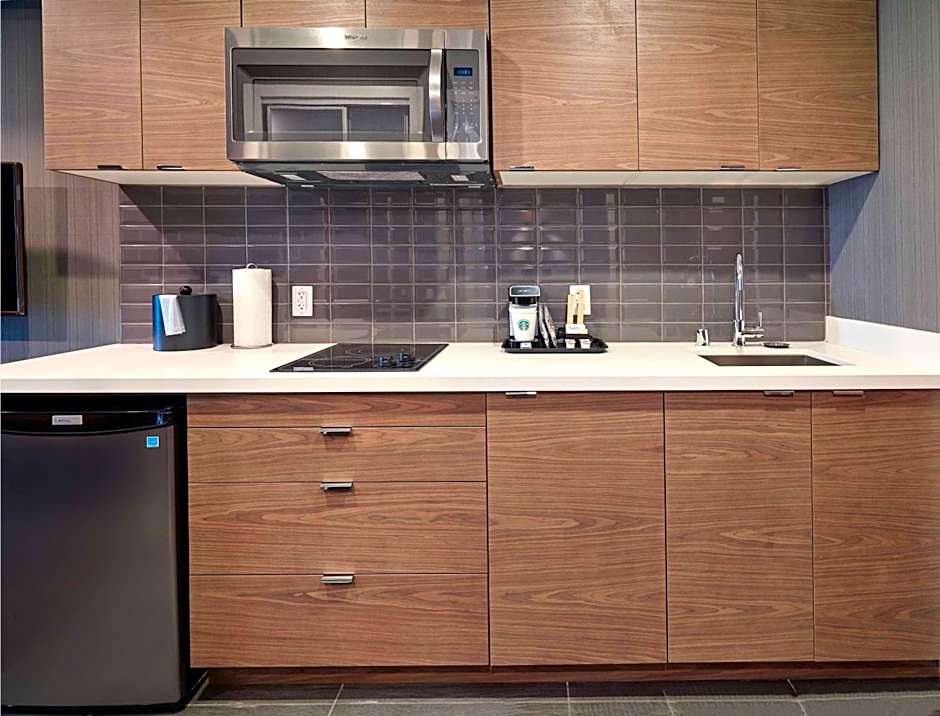 Sandman Signature Plano-Frisco Hotel