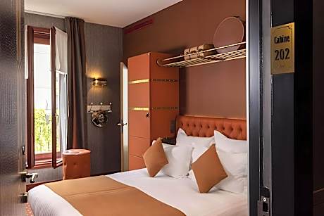Superior Room with balcony and Private Hammam Access