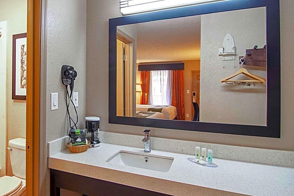 Quality Inn